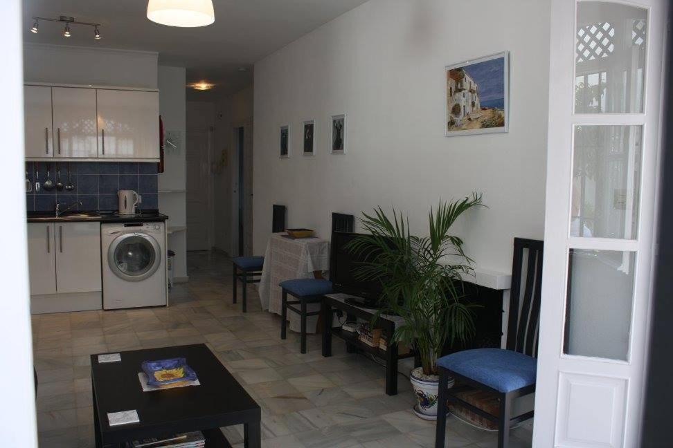 Casa Lesley Anne Appartamento Nerja Esterno foto