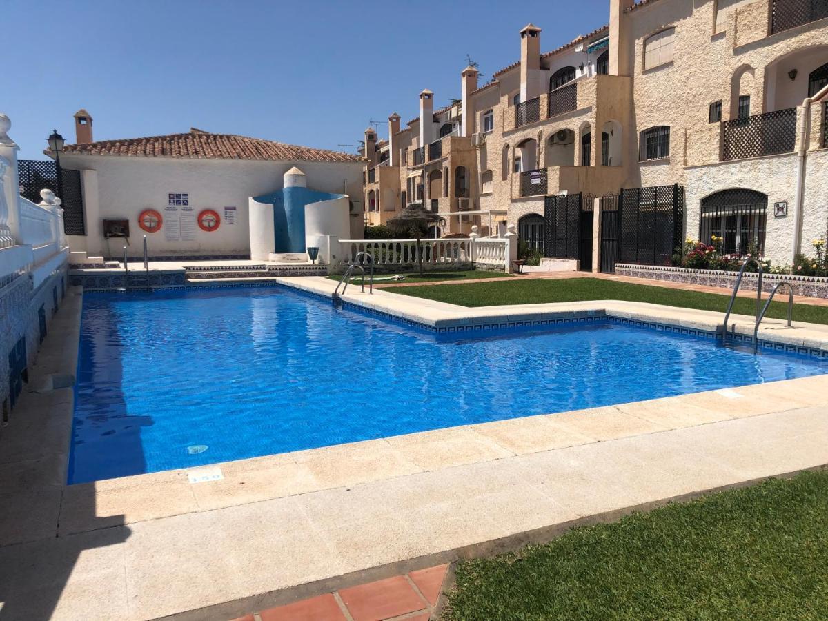 Casa Lesley Anne Appartamento Nerja Esterno foto